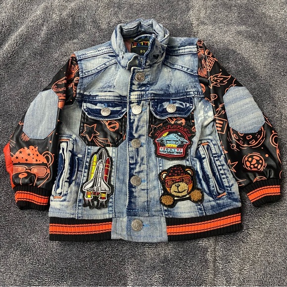 Elite space tour denim jacket and pants. Very trendy and stylish. - Picture 9 of 16